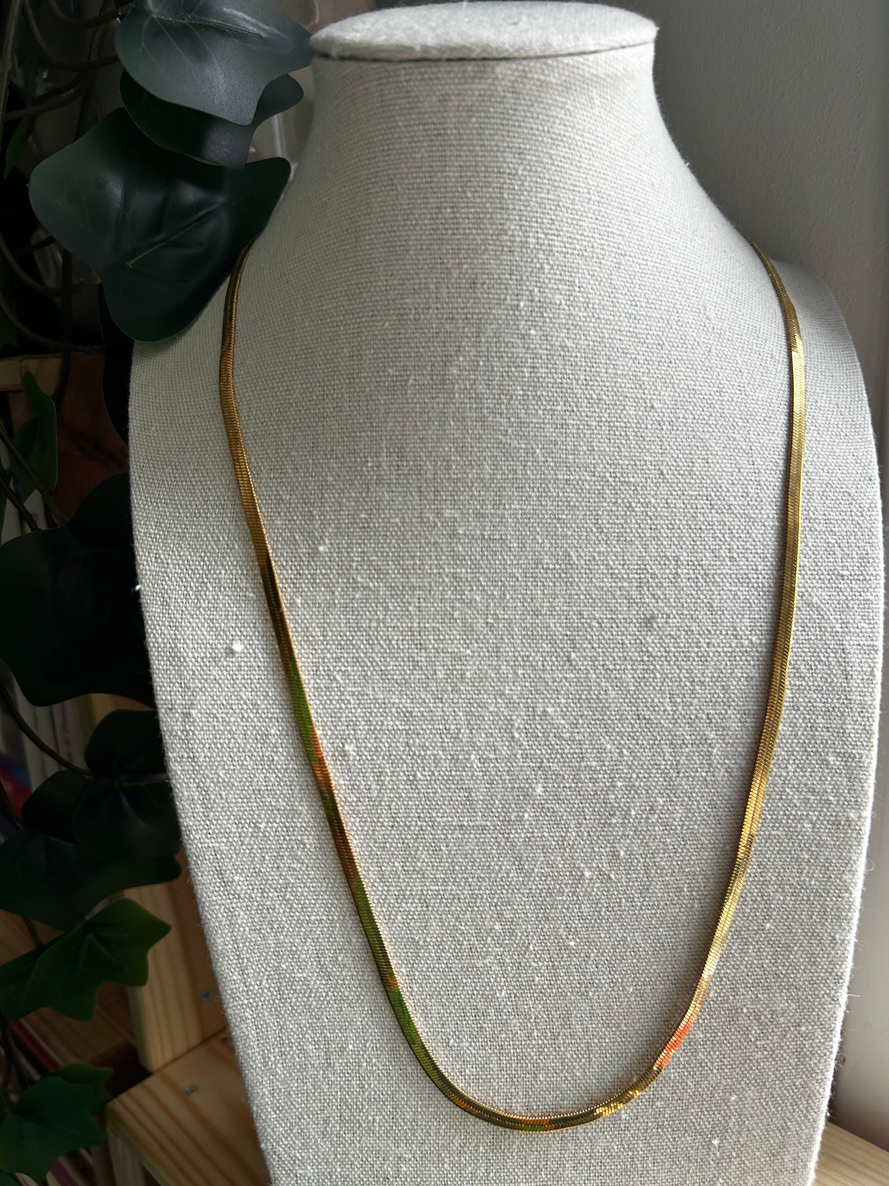Collier acier inoxydable doré chaine lisse longue