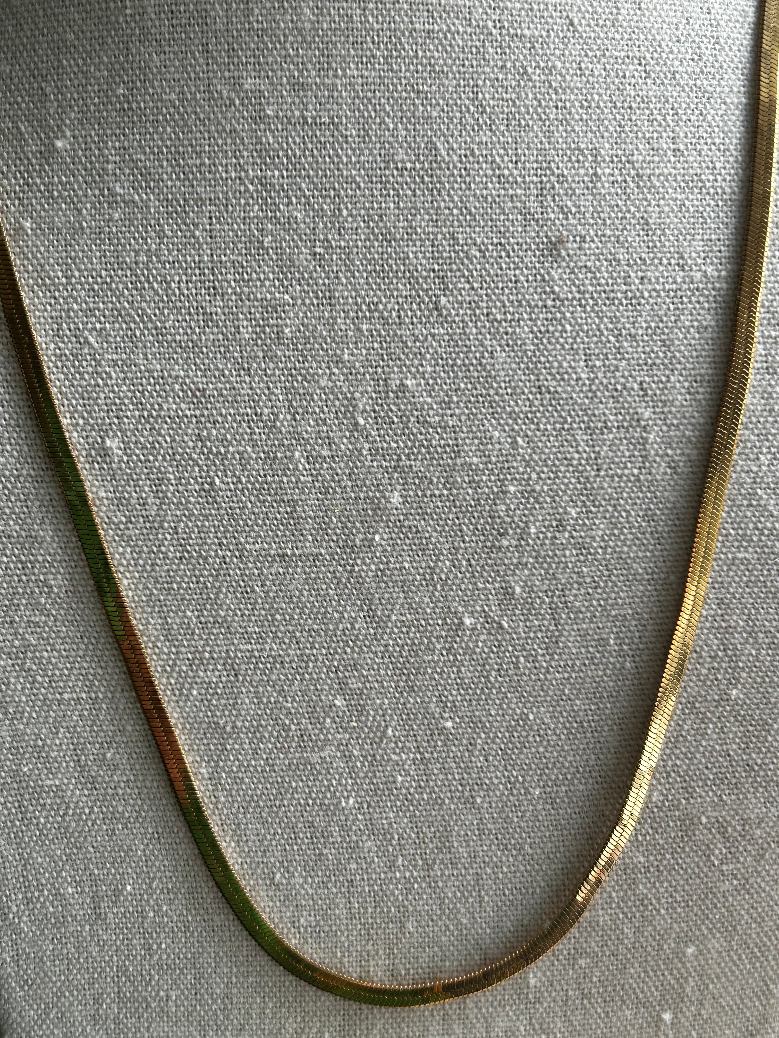 Collier acier inoxydable doré chaine lisse longue
