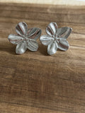 Boucle d’oreille acier inoxydable argenté fleur