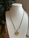 Collier acier inoxydable doré pendentif soleil