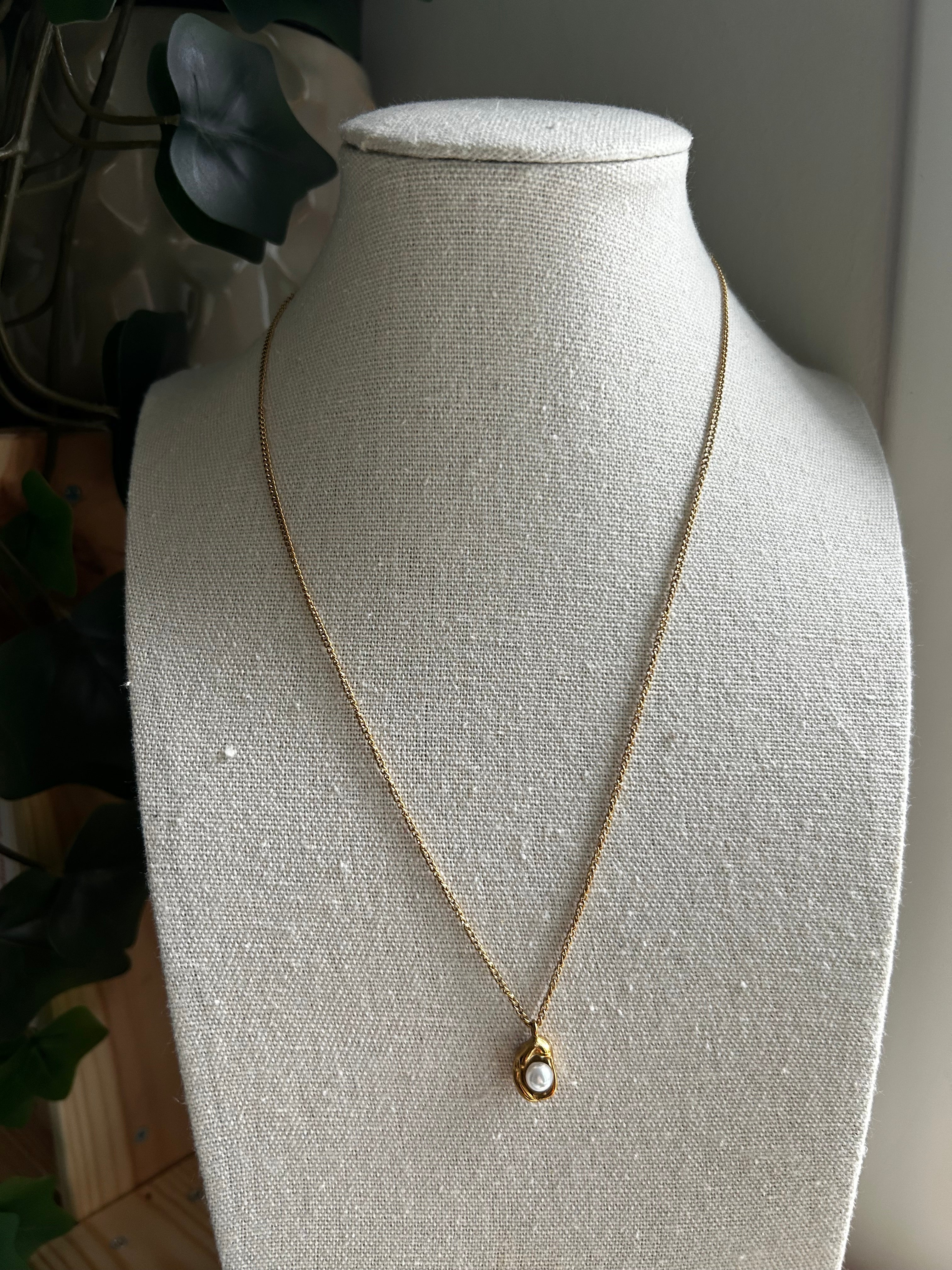 Collier acier inoxydable doré pendentif perle