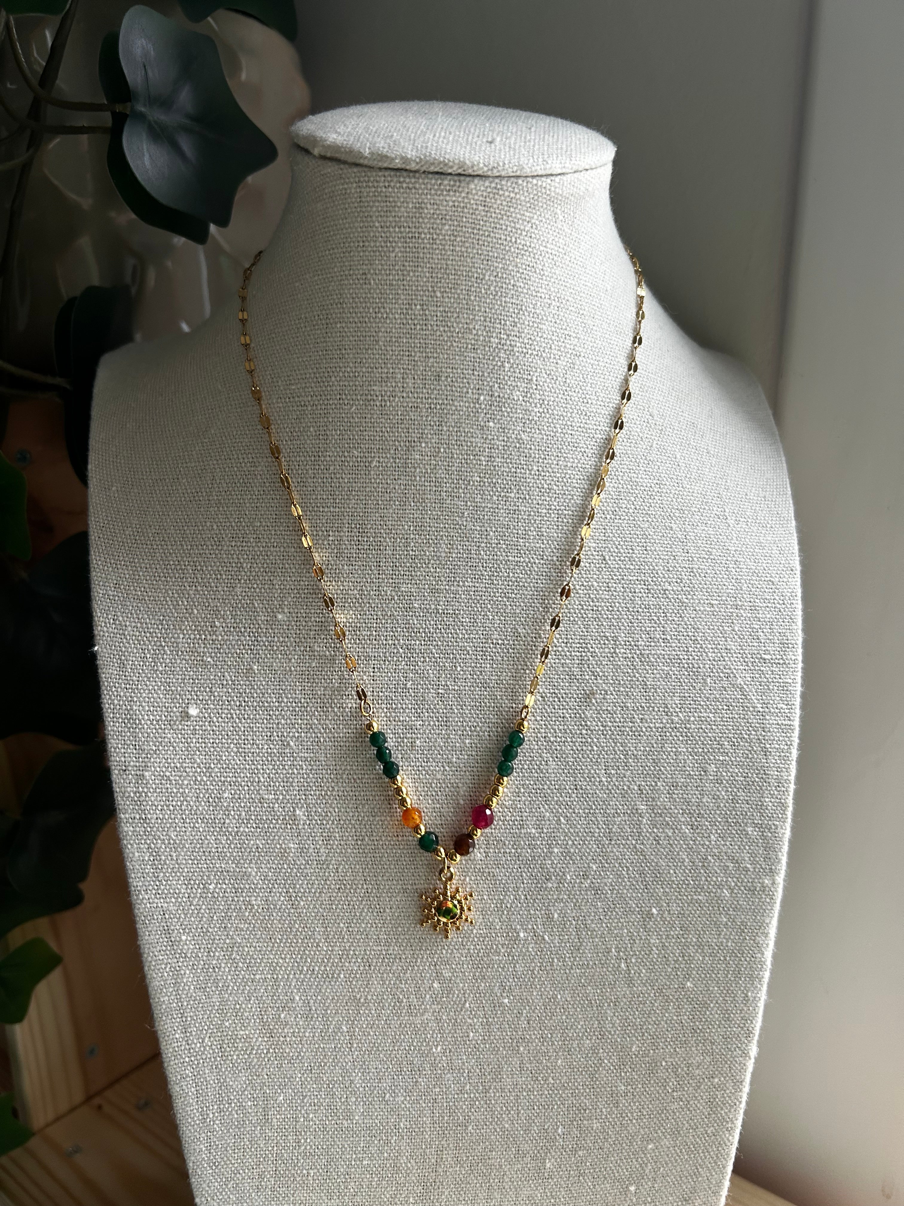 Collier acier inoxydable doré coloré avec pendentif soleil
