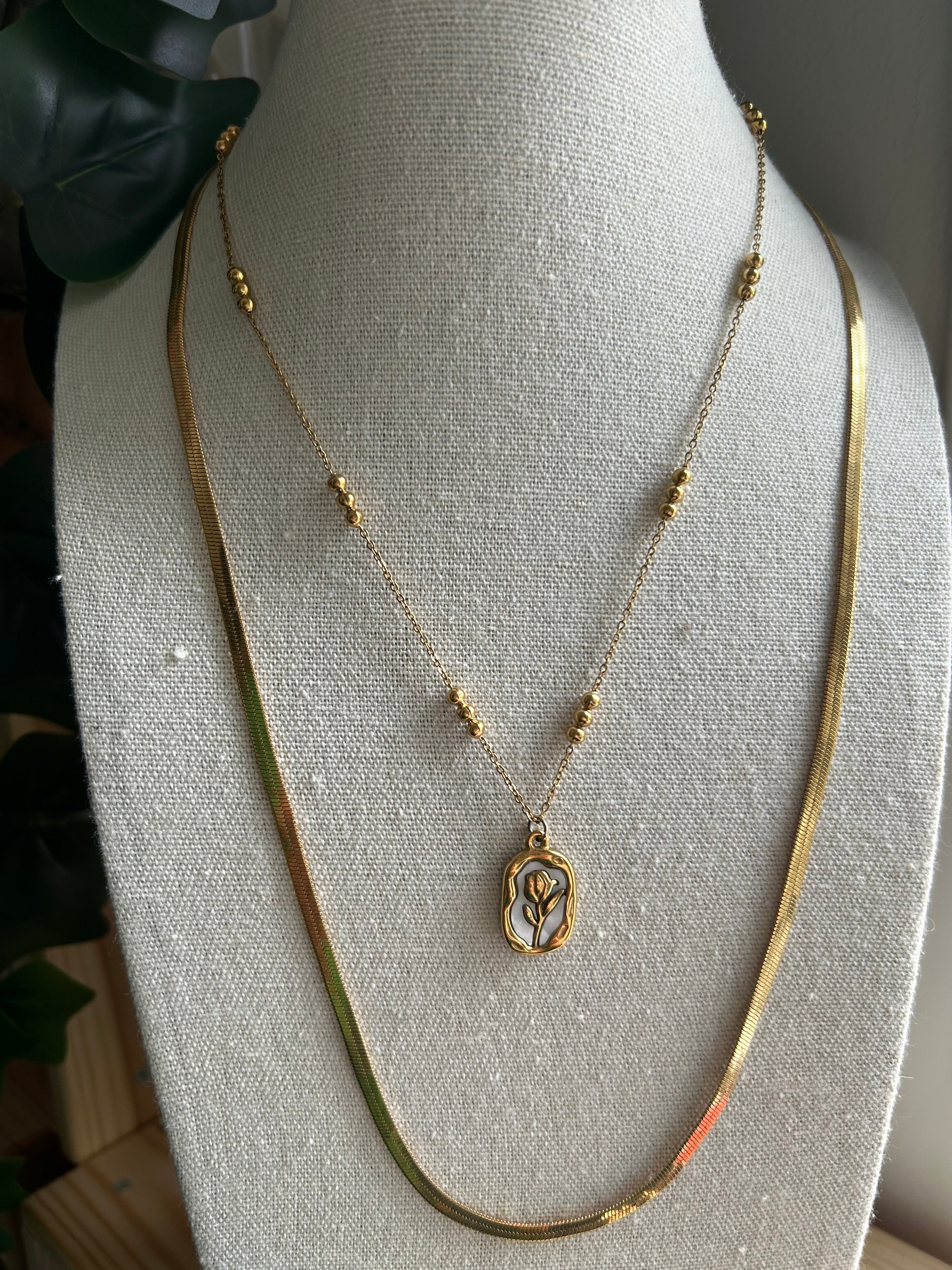 Collier acier inoxydable doré fleur