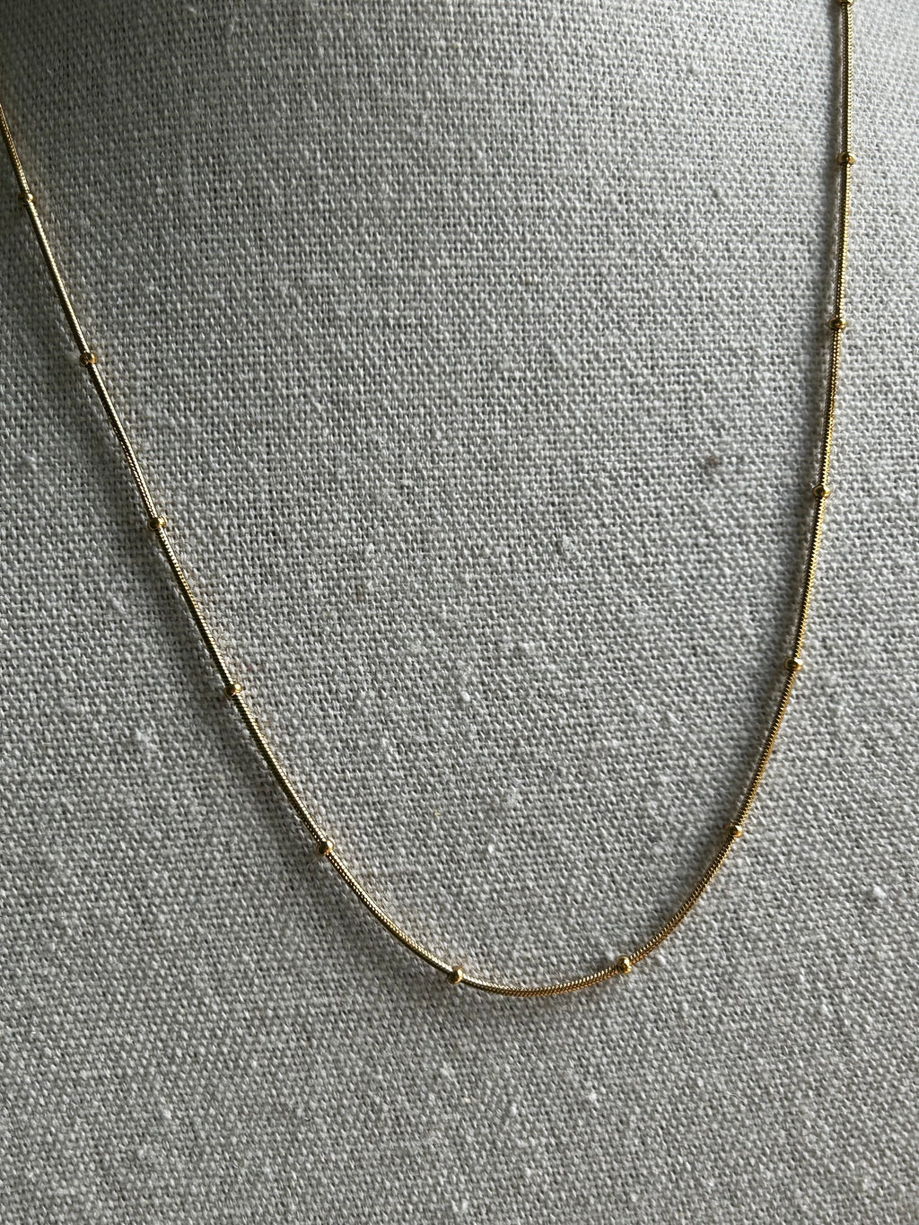Collier acier inoxydable doré boule simple