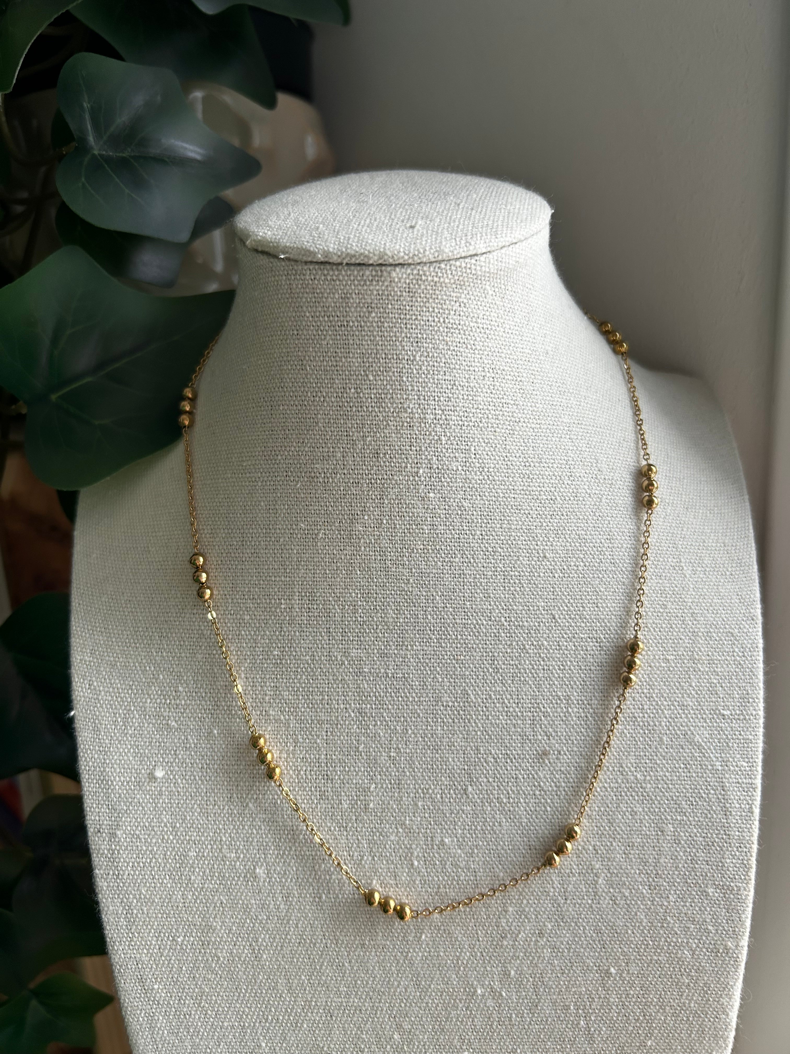 Collier acier inoxydable doré triple boules