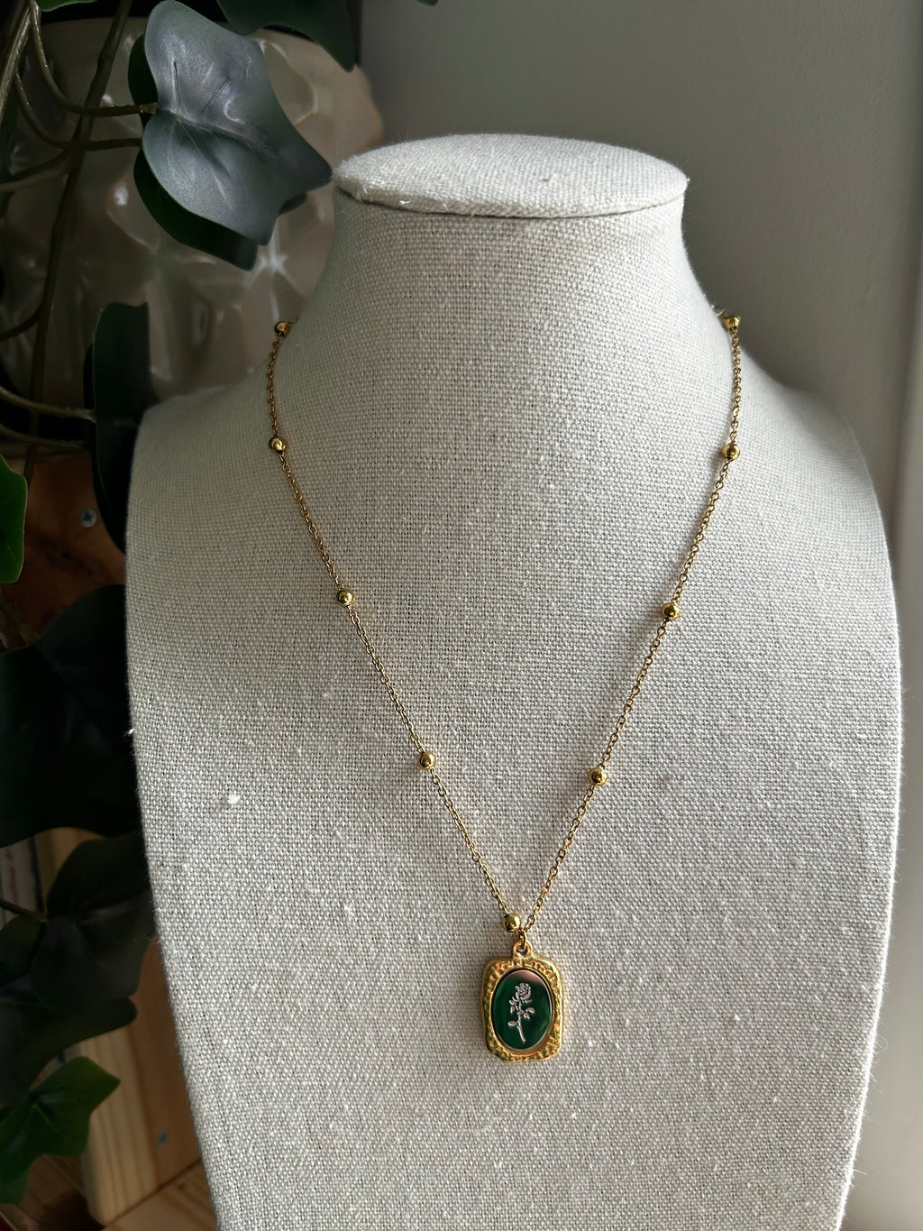 Collier acier inoxydable doré/ argenté fleur