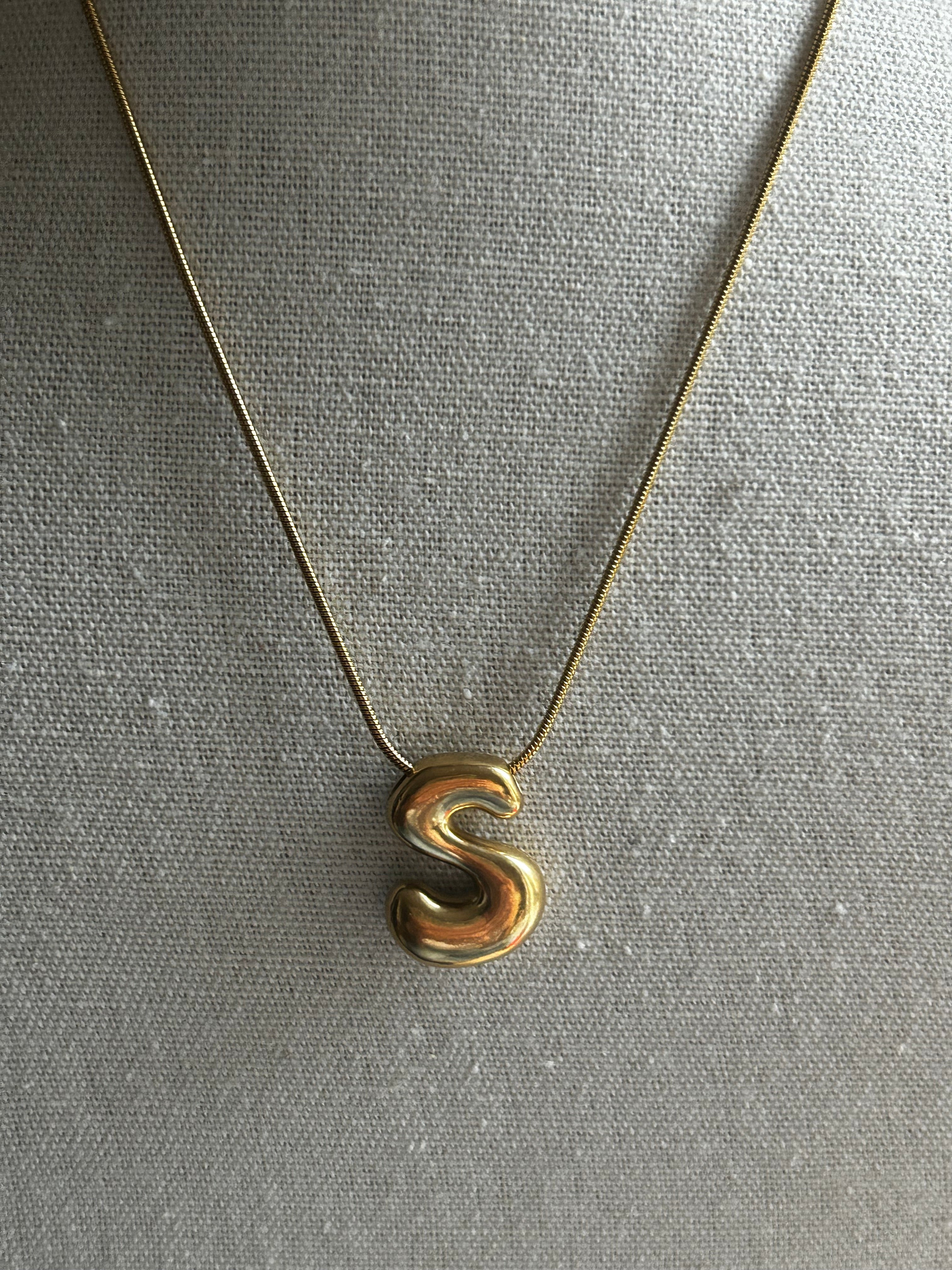 Collier acier inoxydable doré lettre S
