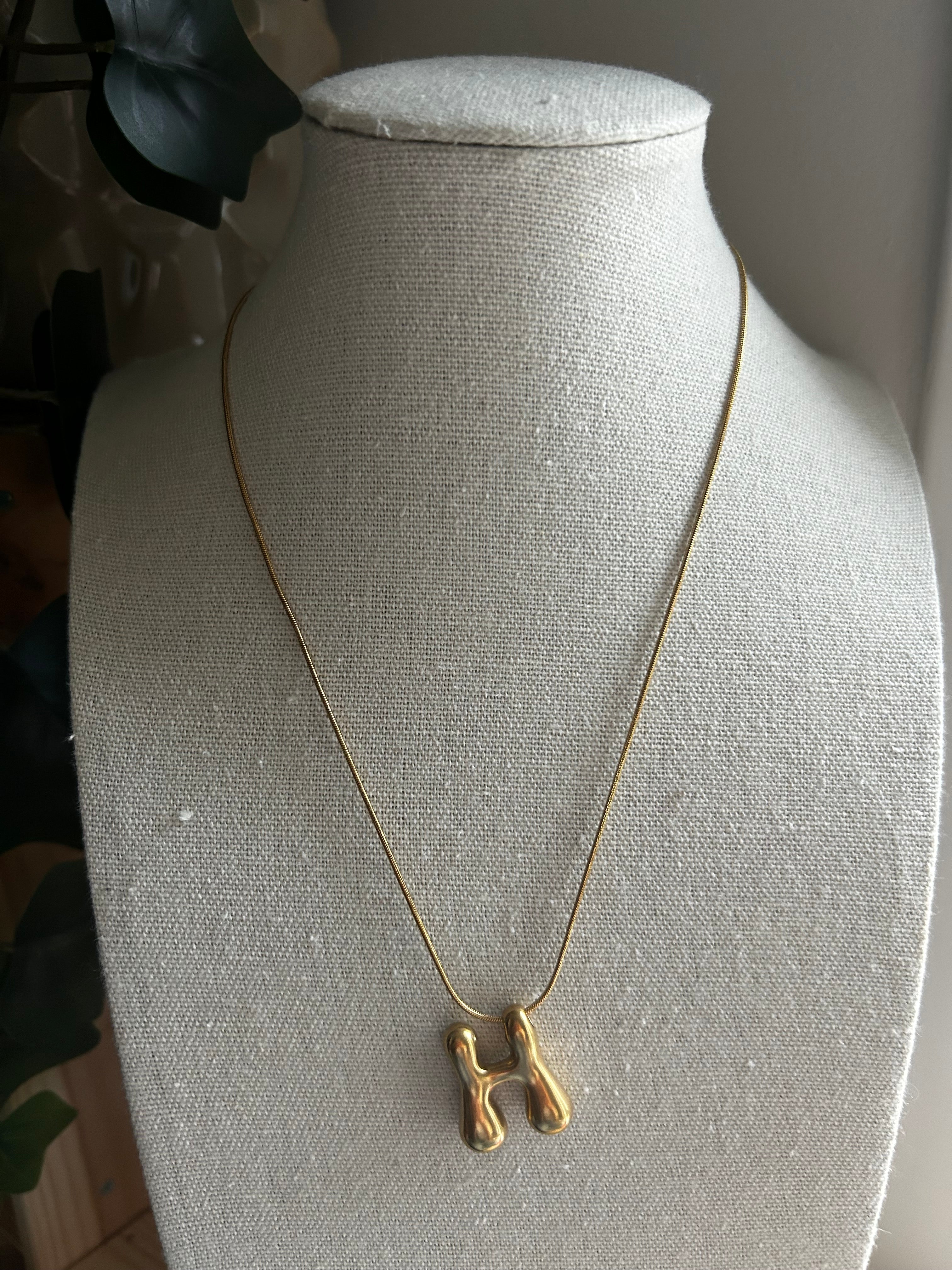 Collier acier inoxydable doré lettre H