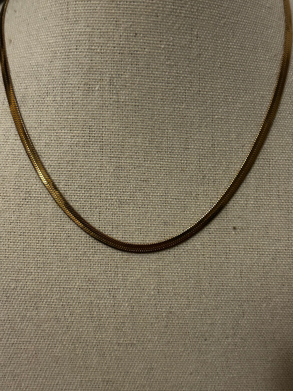 Collier acier inoxydable doré chaine lisse courte
