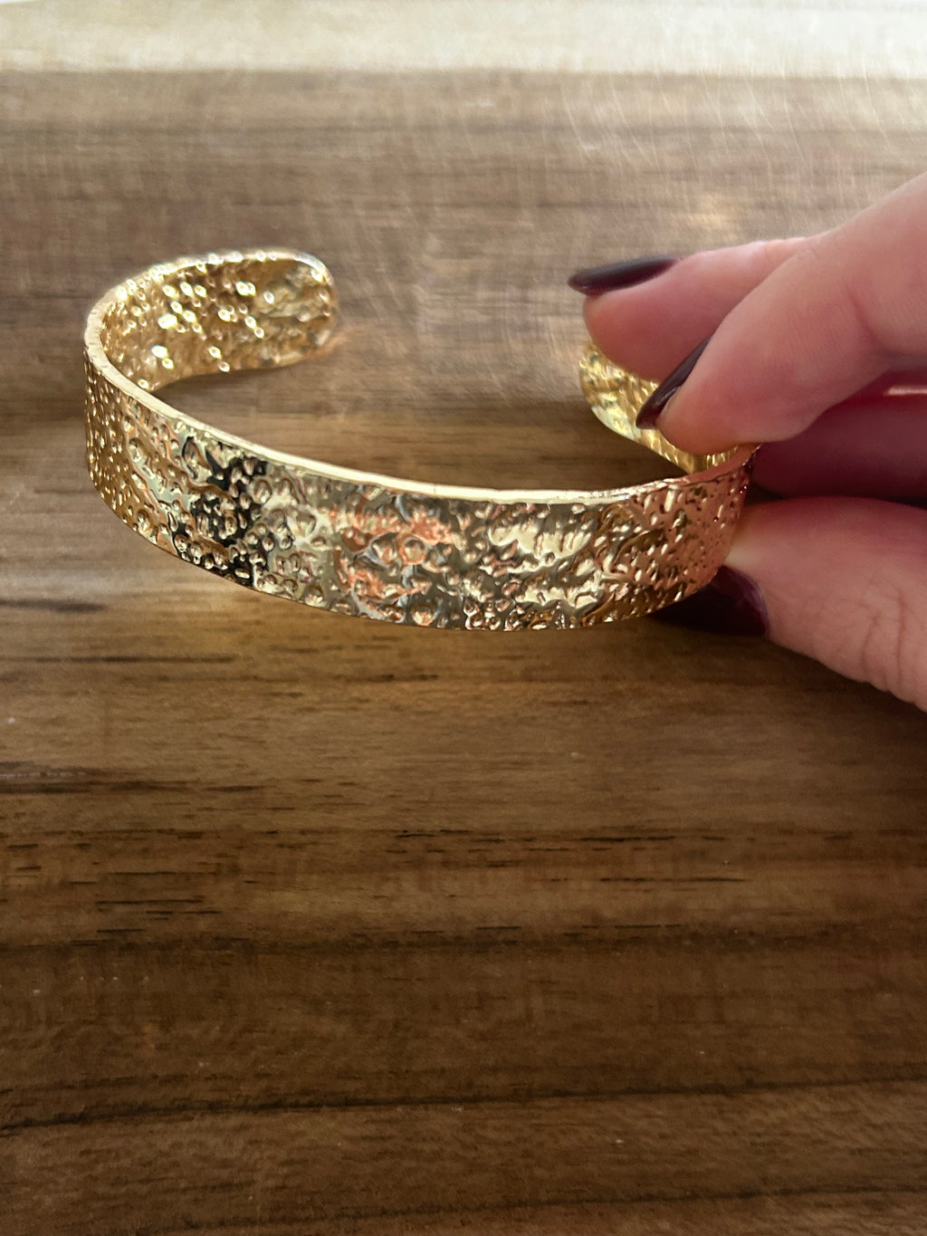 Bracelet acier inoxydable doré martelé