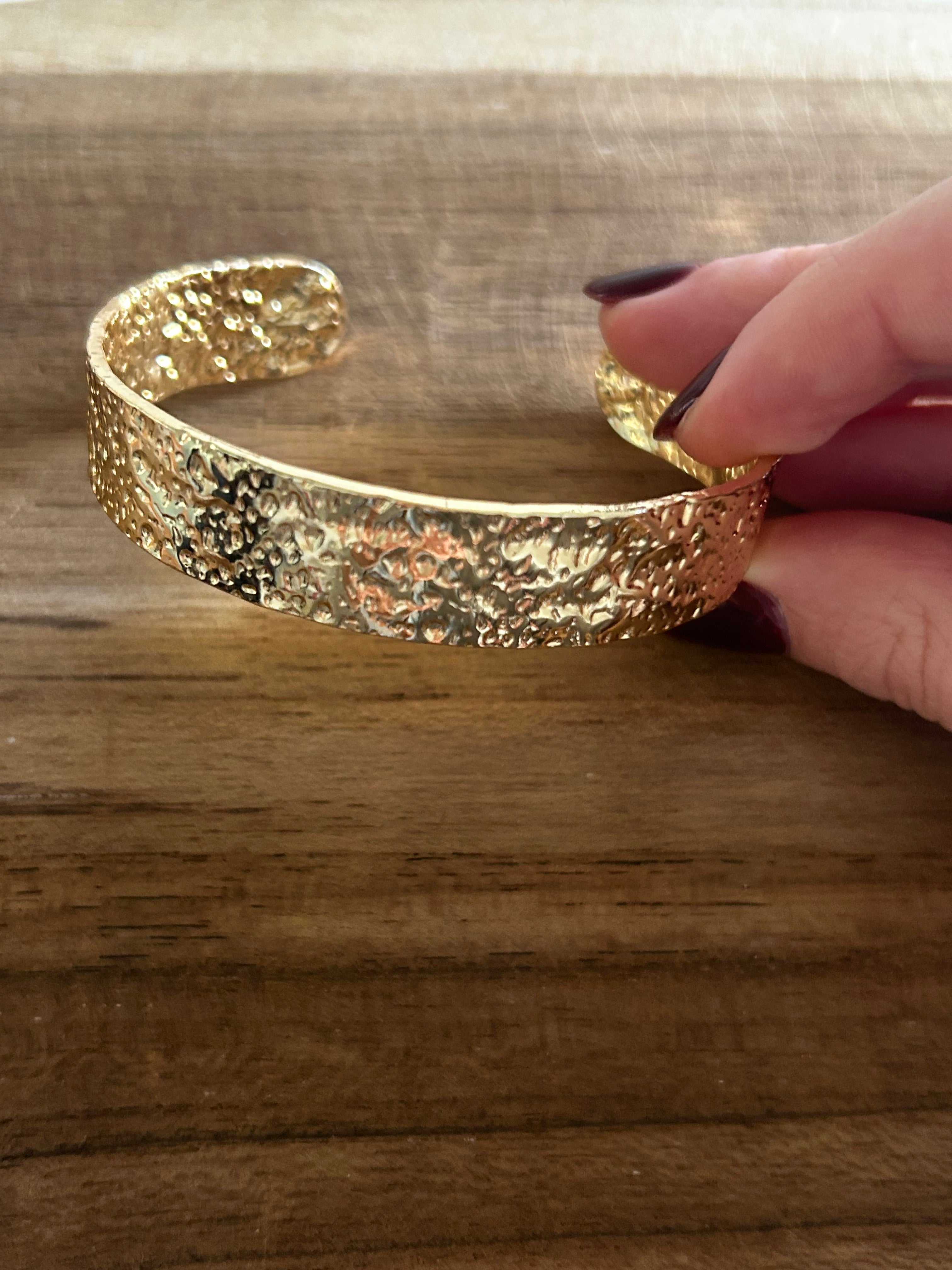 Bracelet acier inoxydable doré martelé