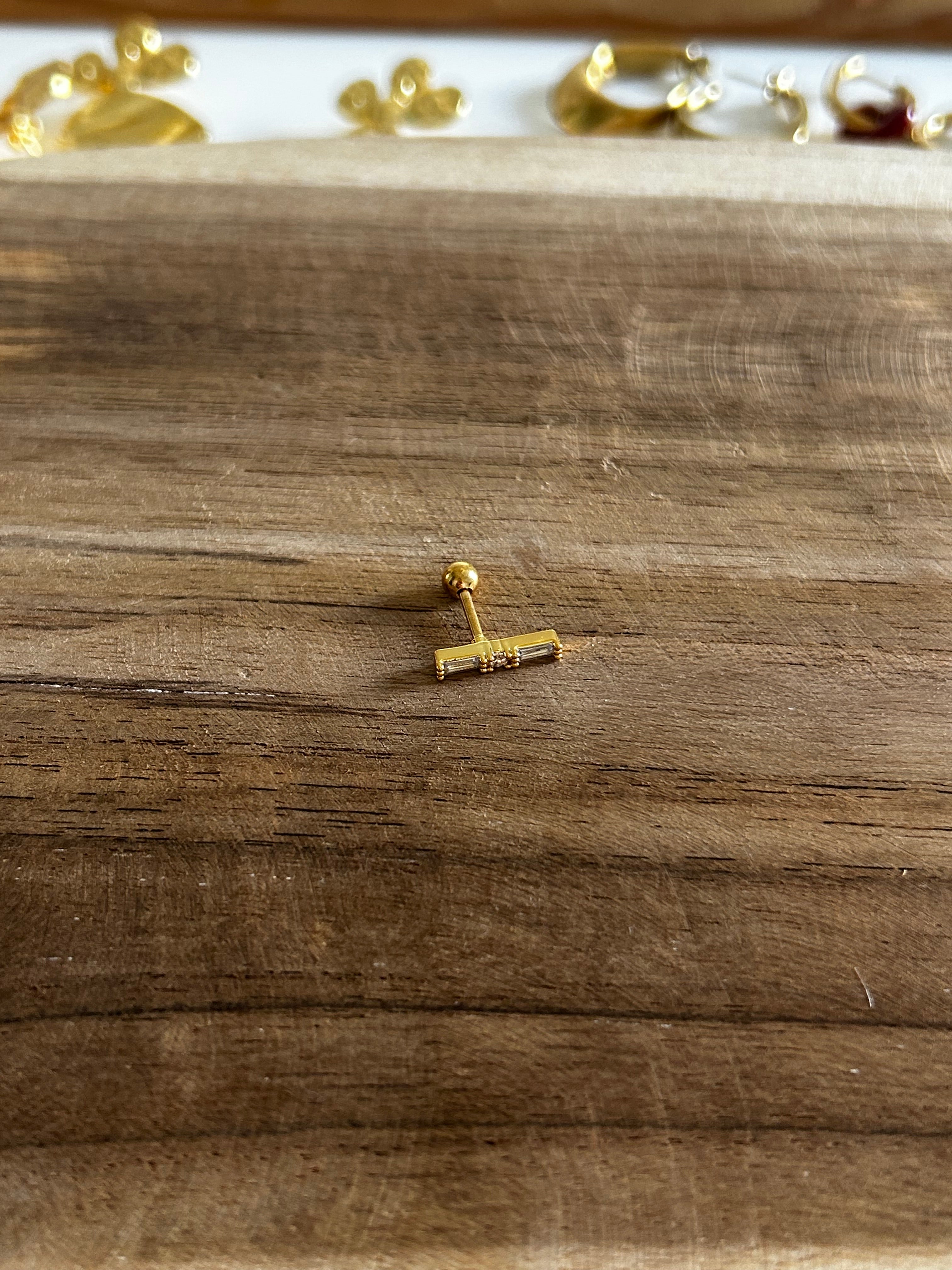 Boucle d’oreille acier inoxydable doré piercing à strass